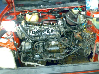 22012009035.jpg (178.89 KiB) Przejrzano 61123 razy silnik w trakcie wyjmowania