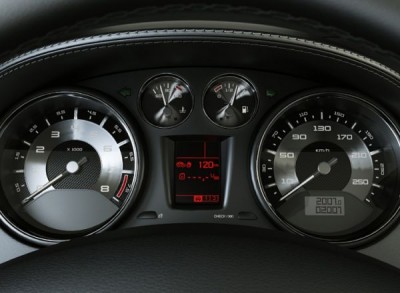 Peugeot_1801806.jpg