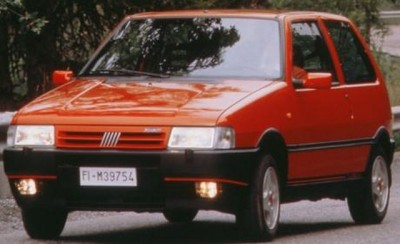 _Fiat_Uno_Turbo4ad6f6a95501c.jpg