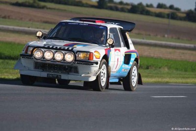 1984_peugeot_205_t16_09_m.jpg