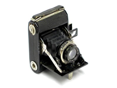 1936ZeissIkonta-1.jpg