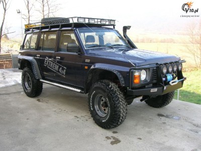 nissan_patrol_gr_y60_03.JPG