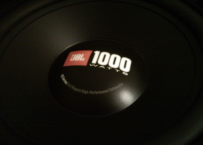 sub JBL 1000 WAT.jpg