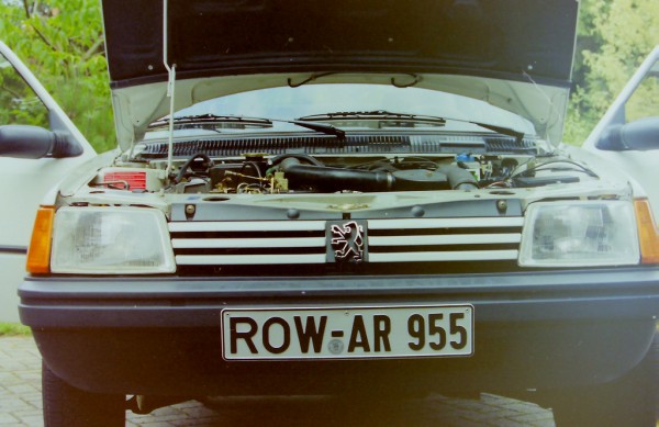205 xrd 1990.jpg