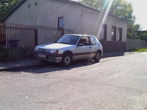 IMG_20130531_170010.jpg (805.02 KiB) Przejrzano 9239 razy nowy image mojego xs'a :)