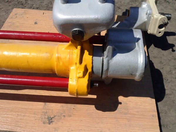 CAM00881.jpg (1.36 MiB) Przejrzano 9646 razy a wczesniej były spawane punktowo do jarzma, częstochowskie patenty