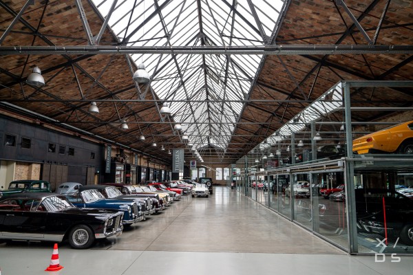 Expressive+Drives+Classic+Remise-111.jpg (1.11 MiB) Przejrzano 17873 razy Classic remise by Expressive Drivers