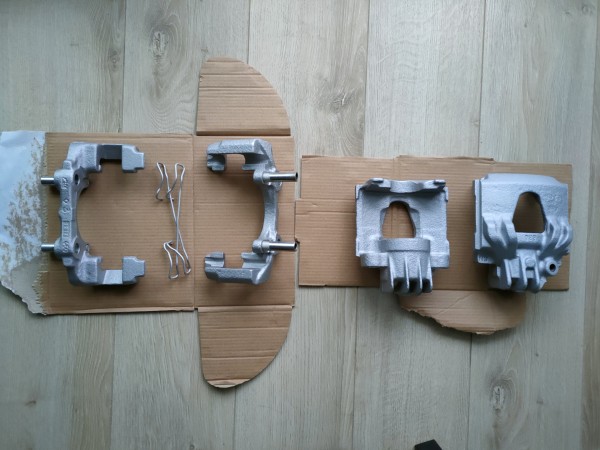 IMG20230418192602.jpg (4.15 MiB) Przejrzano 45647 razy piękne zaciski tuż po piaskowaniu