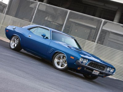 ccrp_0805_23_z+1973_dodge_challenger+front_side_view.jpg